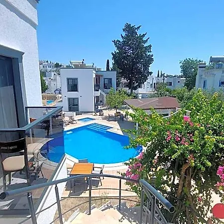 호텔 Derin Bodrum 검벳